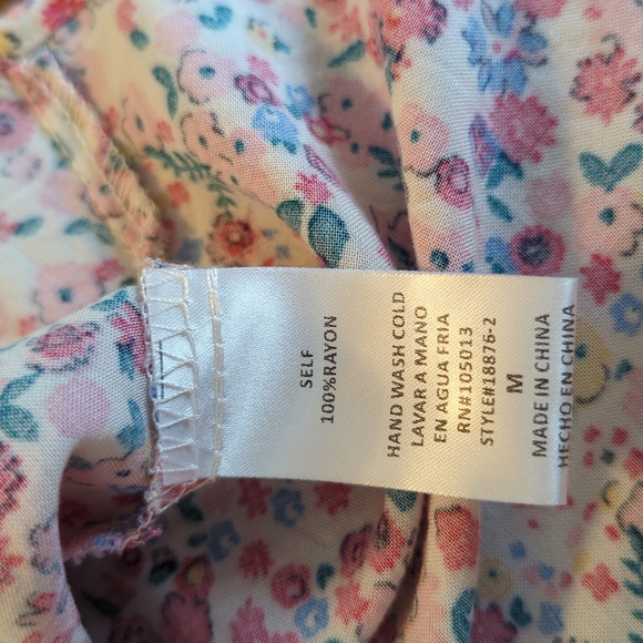 Cinched Top - Picture 4 of 4